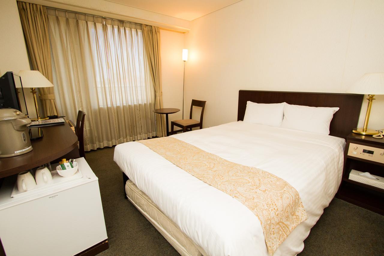 Hotel Yokohama Camelot Japan Eksteriør billede